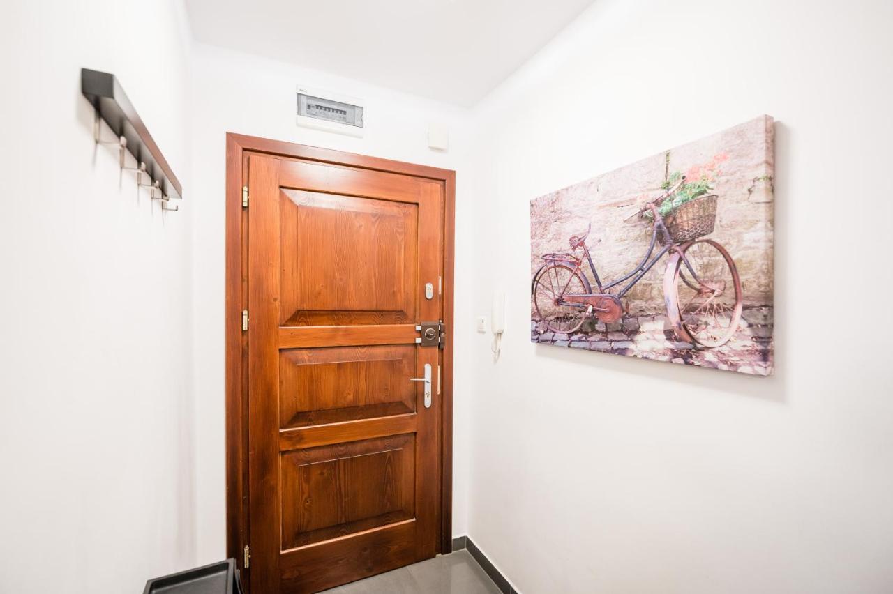 Radziwillowska Old Town Deluxe Apartment Wawelofts Краков Экстерьер фото